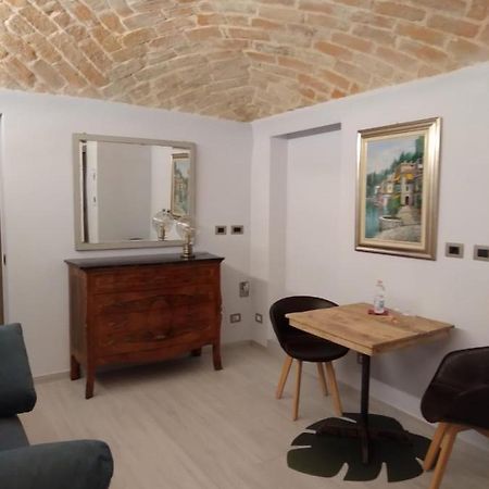 Casa Michela Bed & Breakfast Piacenza Bagian luar foto