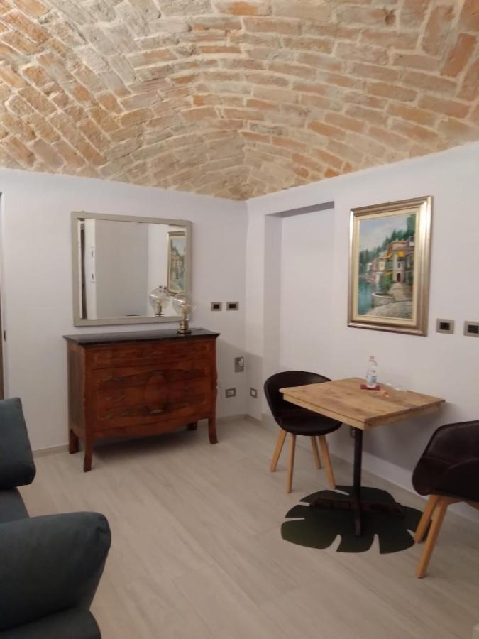 Casa Michela Bed & Breakfast Piacenza Bagian luar foto
