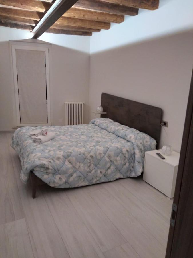 Casa Michela Bed & Breakfast Piacenza Bagian luar foto