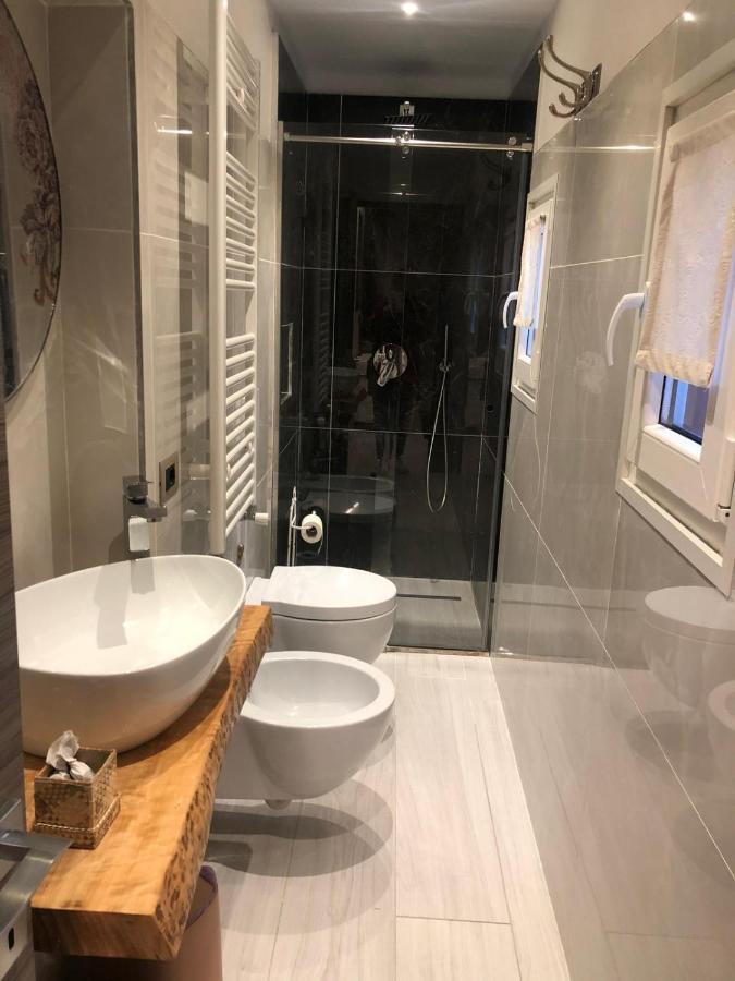 Casa Michela Bed & Breakfast Piacenza Bagian luar foto