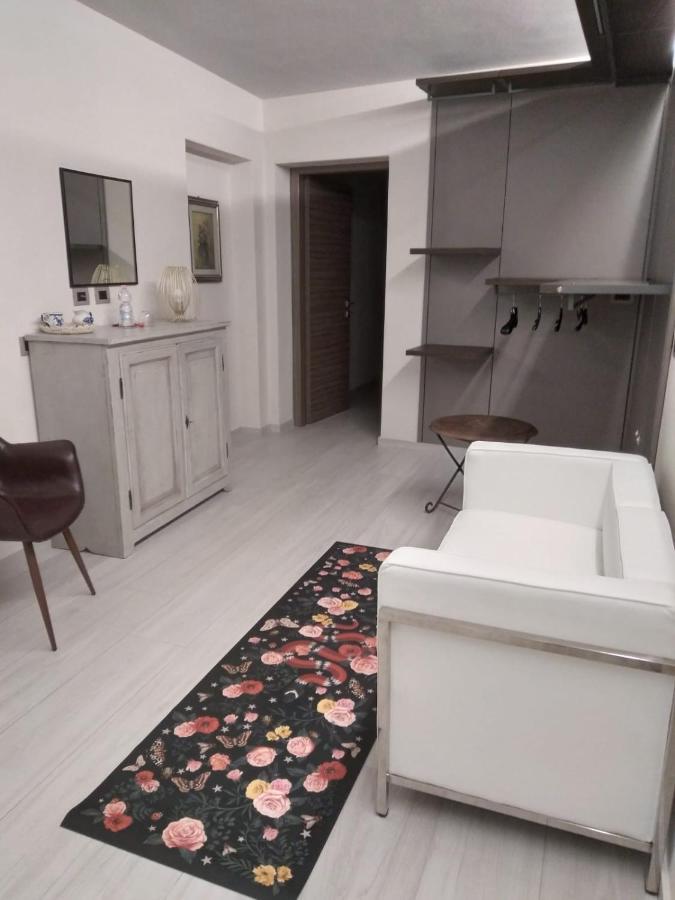 Casa Michela Bed & Breakfast Piacenza Bagian luar foto